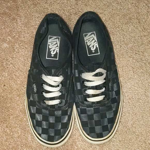 Checkered vans - Picture 2 of 5